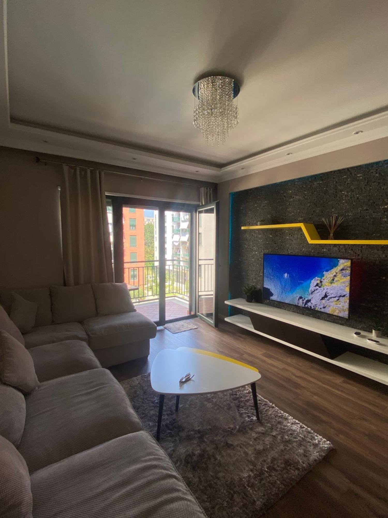 Апартаменты Luxurious In Тирана